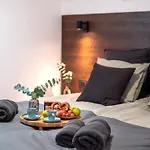 Casa Dea Vila *
